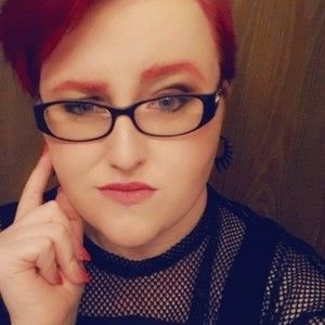 Meet your Posher, Alicia